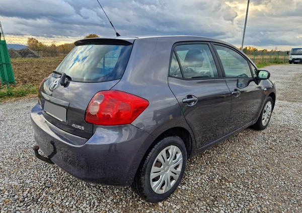 Toyota Auris cena 17000 przebieg: 224900, rok produkcji 2009 z Jedlicze małe 56